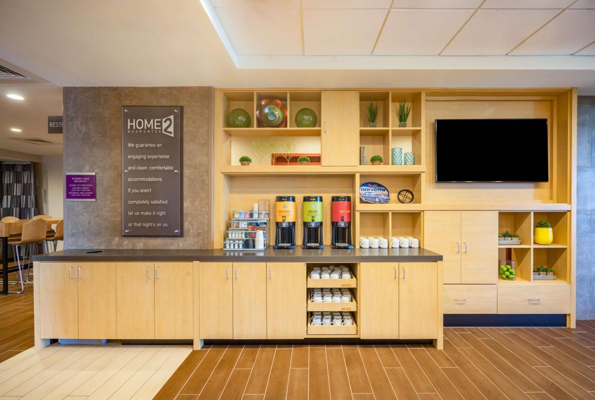 Home2 Suites By Hilton Боулинг Грин Экстерьер фото